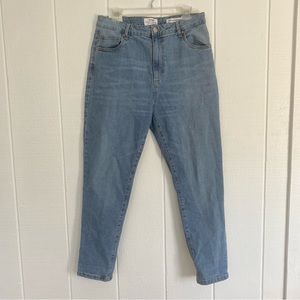 Women’s 12 Mom Jeans Cotton On Stretch Blue Denim NWT